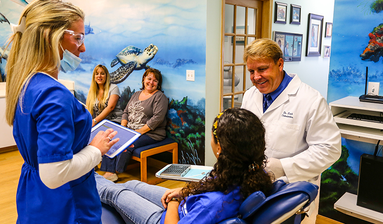 Retainers For Life At Lach Orthodontic Specialists 8 Blog 137