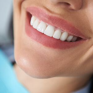 Free In-Office Consultation 10 Smile optimization